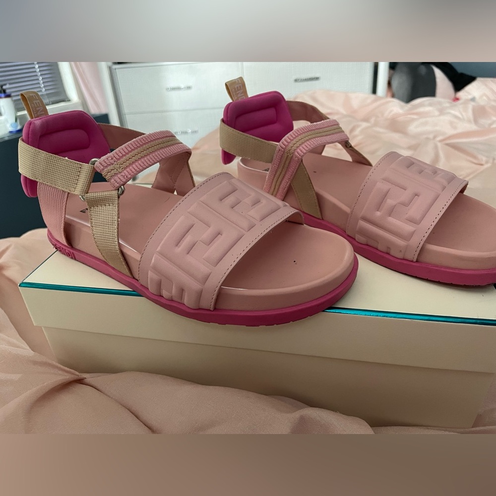 Fendi kids size 4.5 European size 36